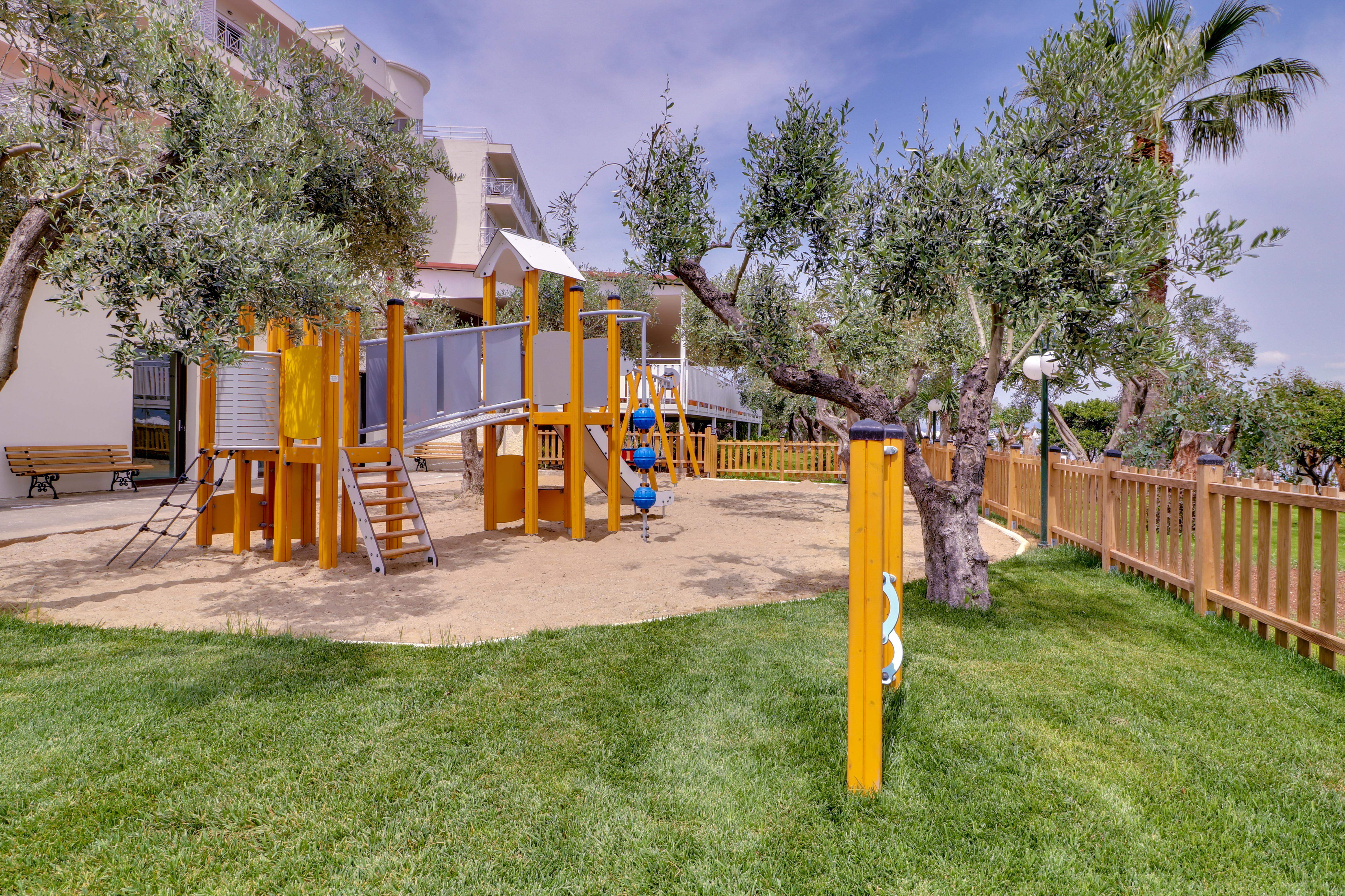 Calamos Beach Family Club Hotel Kalamos  Exterior photo